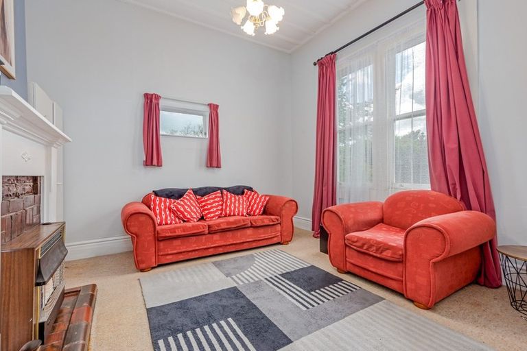 Photo of property in 162 Ruahine Street, Roslyn, Palmerston North, 4414