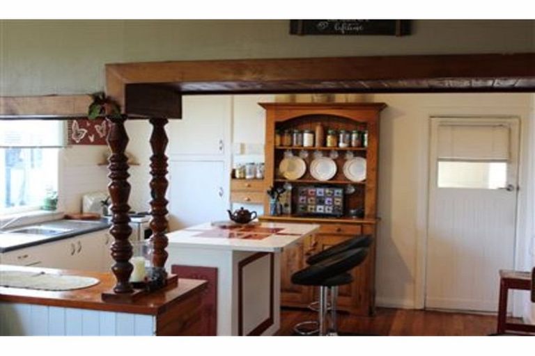 Photo of property in 23 Brough Street, Palmerston, 9430