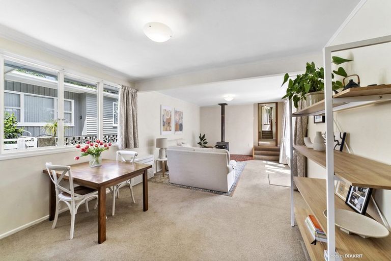 Photo of property in 51 Silverstream Road, Crofton Downs, Wellington, 6035