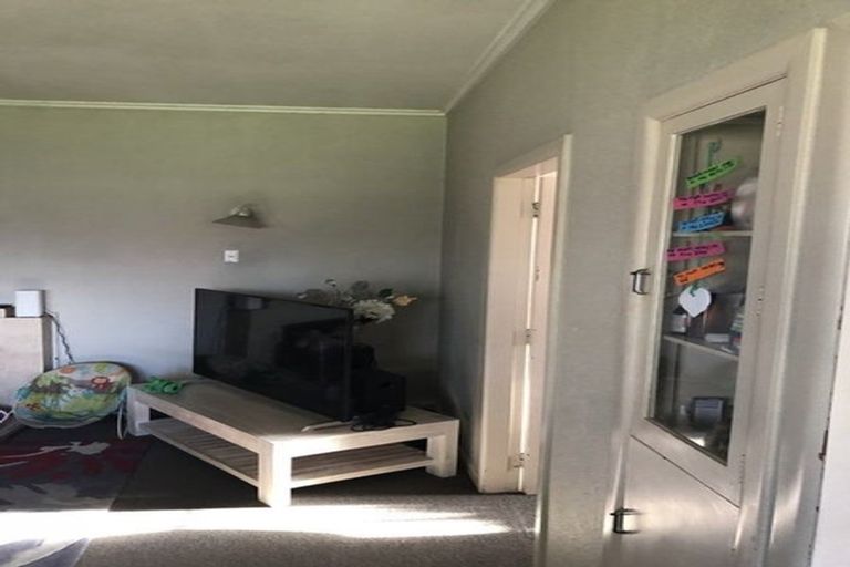 Photo of property in 33a Great South Road, Papatoetoe, Auckland, 2025