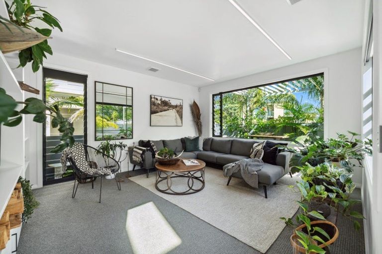 Photo of property in 349a Oceanbeach Road, Mount Maunganui, 3116