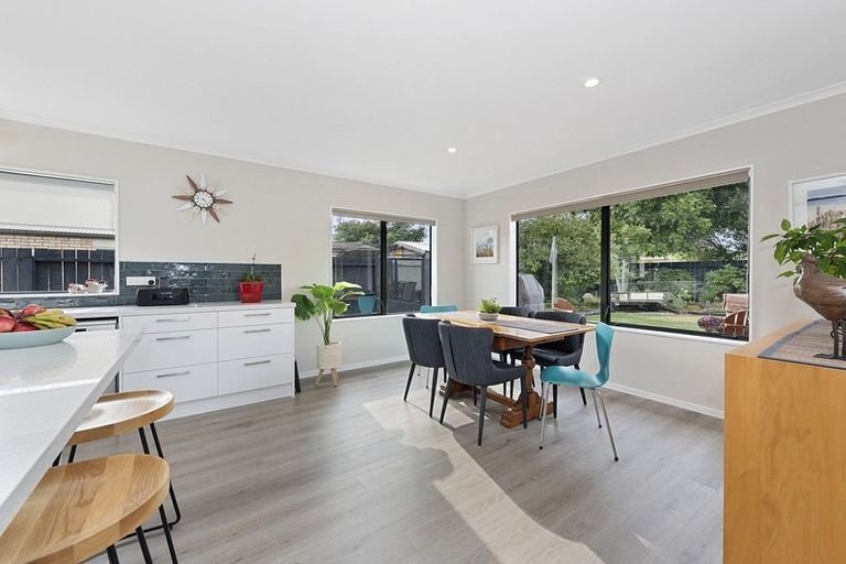 Photo of property in 20 Farringdon Avenue, Rototuna North, Hamilton, 3210