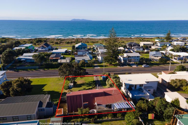 Photo of property in 196 Seaforth Road, Waihi Beach, 3611