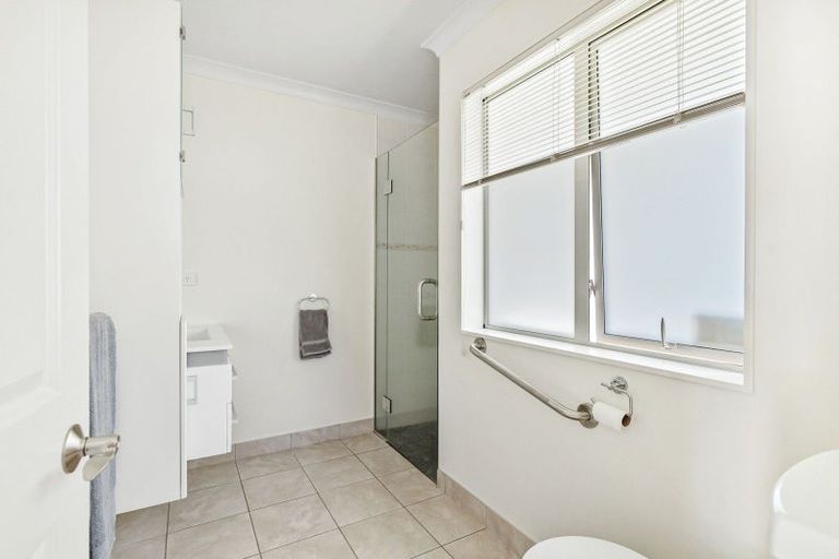 Photo of property in 2 Heritage Way, Maunu, Whangarei, 0110