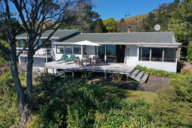 Photo of property in 2 Ara Kohekohe, Te Kouma, Coromandel, 3581