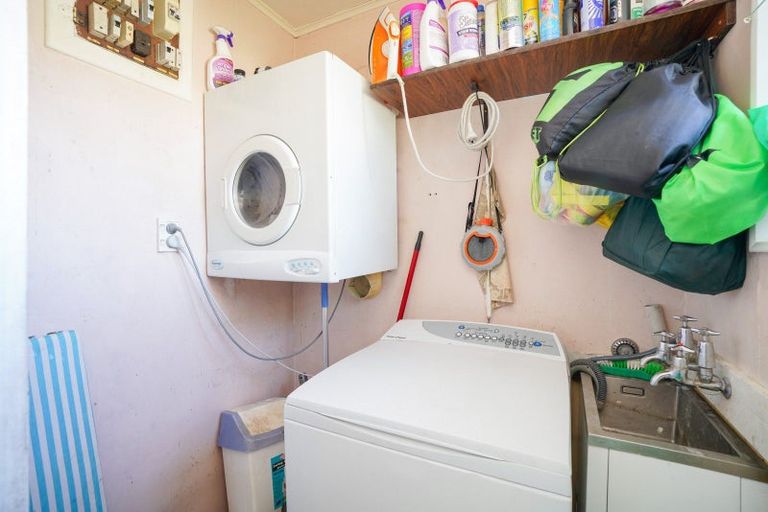 Photo of property in 72 Paisley Street, Kew, Invercargill, 9812