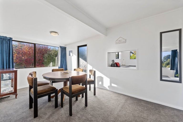 Photo of property in 2/12 Glengarry Place, Hilltop, Taupo, 3330