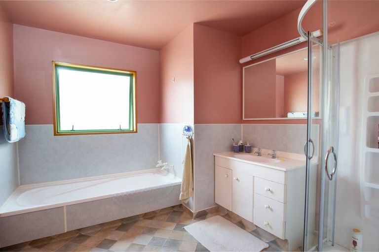 Photo of property in 1a Tweed Street, Roxburgh, 9500