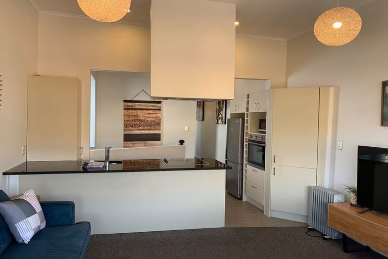 Photo of property in 178 Tasman Street, Mount Cook, Wellington, 6021