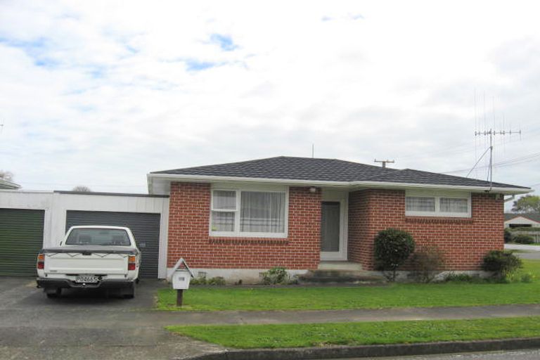 Photo of property in 19 John Street, Levin, 5510