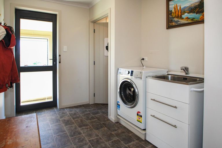 Photo of property in 2b Essex Street, Weston, Oamaru, 9401