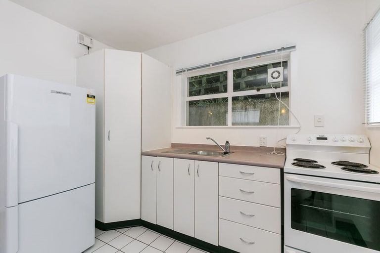 Photo of property in Parkland Flats, 7/51 Adams Terrace, Kelburn, Wellington, 6021