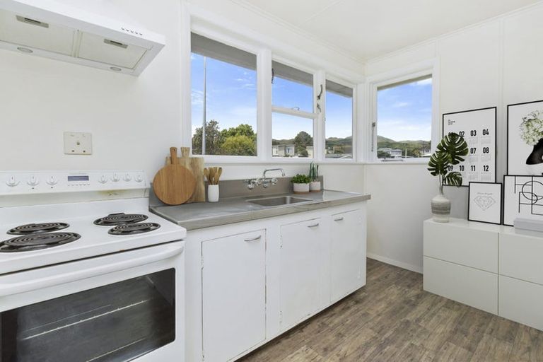 Photo of property in 73 Warspite Avenue, Cannons Creek, Porirua, 5024