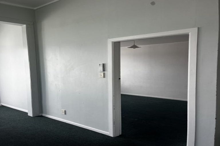 Photo of property in 16 Austin Street, Mount Victoria, Wellington, 6011