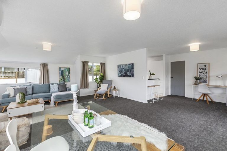 Photo of property in 2 Rosewood Place, Paraparaumu, 5032
