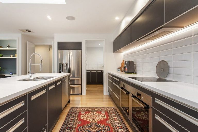 Photo of property in 10 Penhelig Place, Burnside, Christchurch, 8053