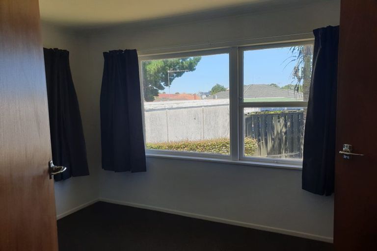 Photo of property in 2/83a Coronation Road, Papatoetoe, Auckland, 2025