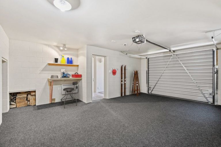 Photo of property in 13 Goldleaf Hill, Queenstown, 9300