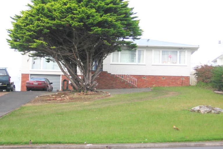 Photo of property in 128 Rosier Road, Glen Eden, Auckland, 0602
