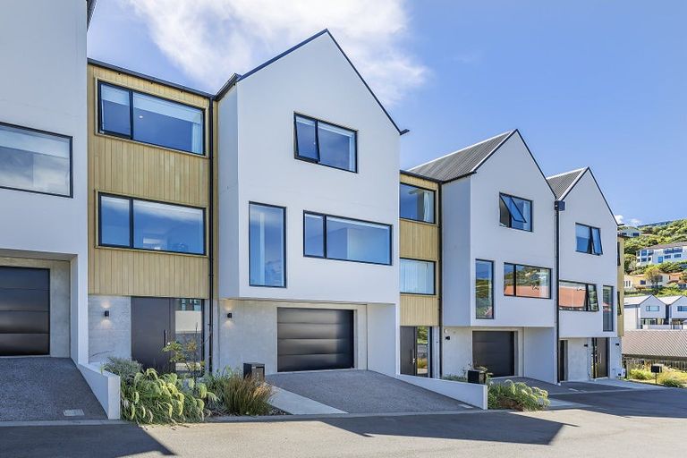 Photo of property in 3 Mary Dobson Way, Island Bay, Wellington, 6023