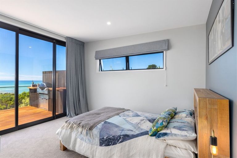 Photo of property in 155 Moncks Spur Road, Mount Pleasant, Christchurch, 8081