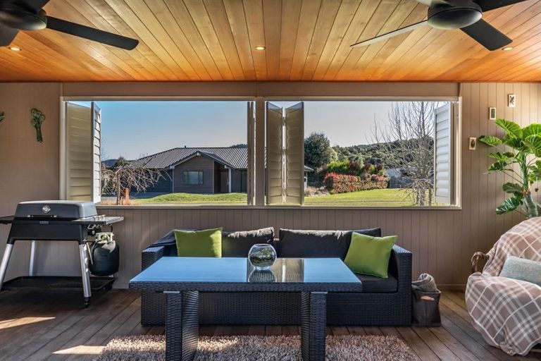 Photo of property in 51 Montgomery Crescent, Kinloch, Taupo, 3377