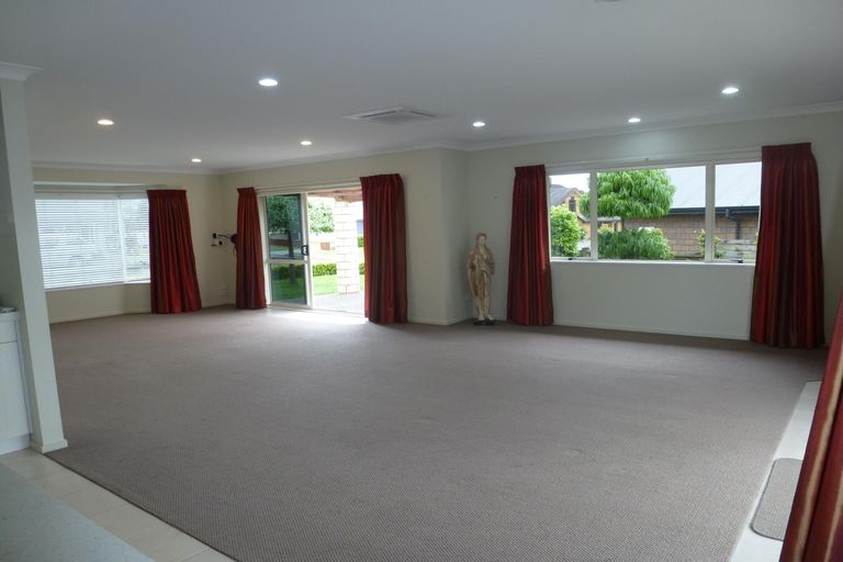Photo of property in 8a Holmwood Park Drive, Morrinsville, 3300