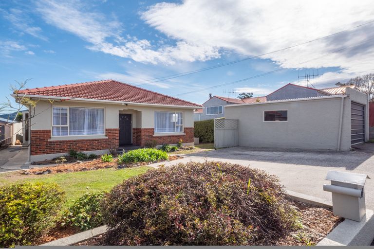 Photo of property in 34 Exeter Street, Abbotsford, Dunedin, 9018