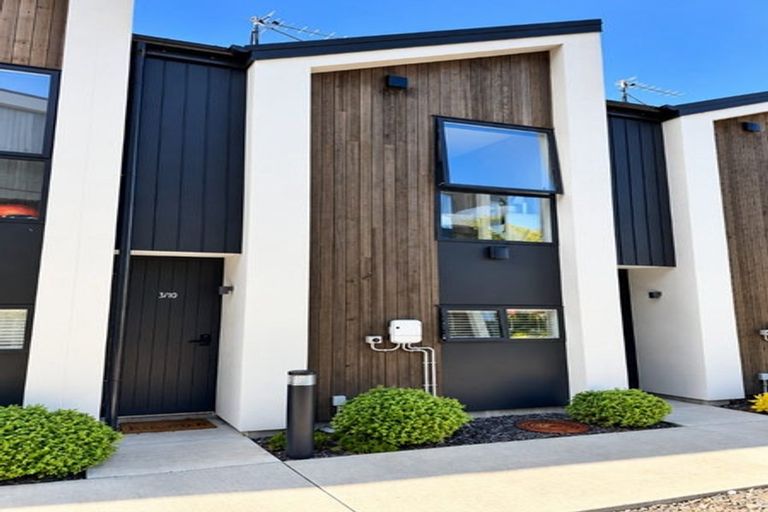 Photo of property in 10/8 Tonga Place, Riccarton, Christchurch, 8041