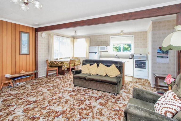 Photo of property in 67 Miller Street, Dannevirke, 4930