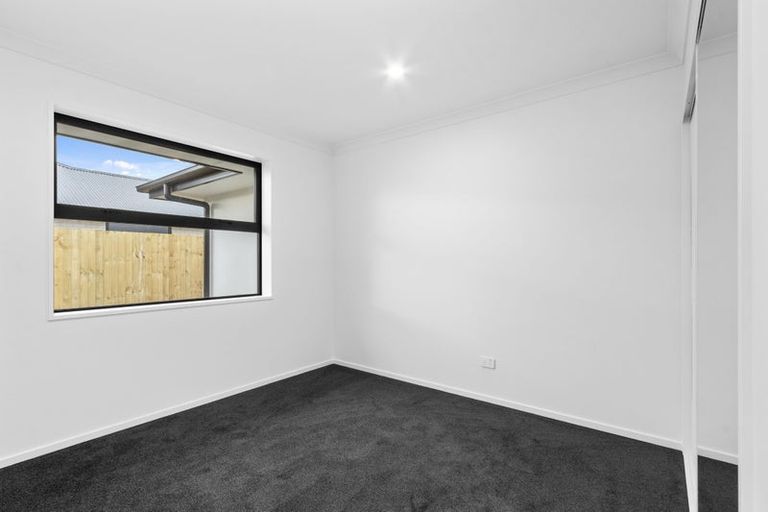 Photo of property in 10 Salkeld Place, Woodend, 7610