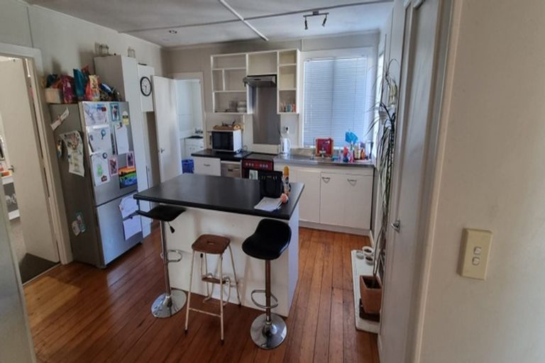 Photo of property in 31 Railway Street West, Papakura, 2110