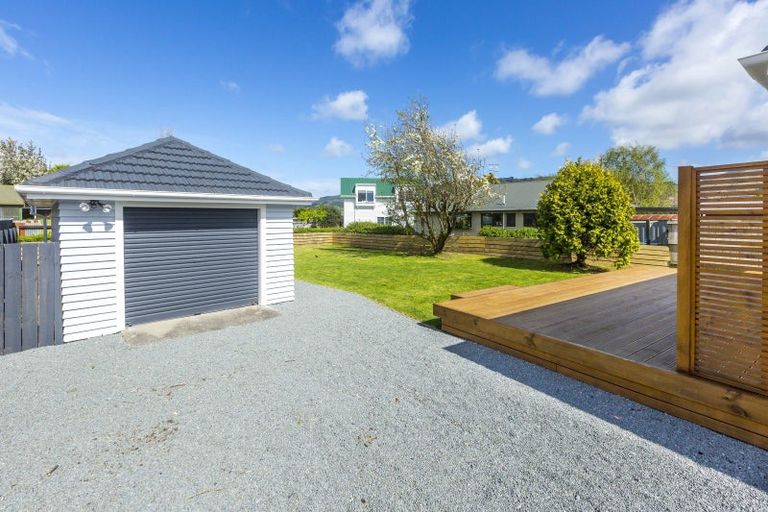 Photo of property in 16 Thackeray Street, Trentham, Upper Hutt, 5018