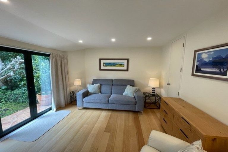 Photo of property in 1/8 Tobago Place, Sunnynook, Auckland, 0620