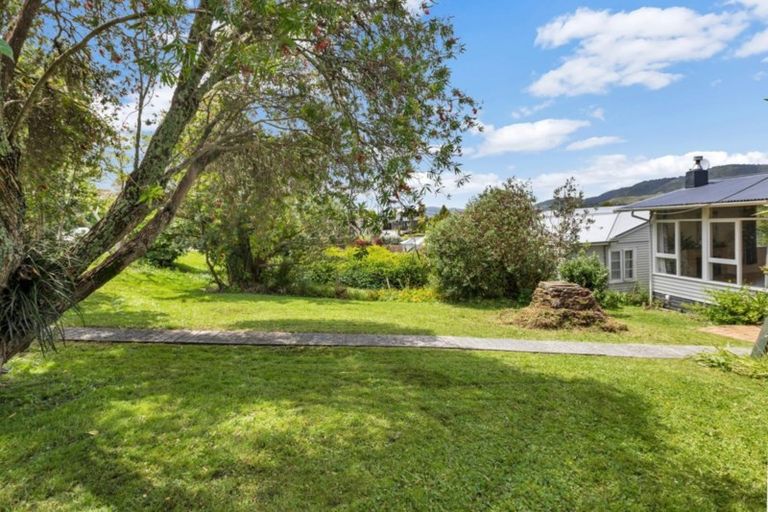 Photo of property in 11 Bickerstaffe Road, Maungaturoto, 0520