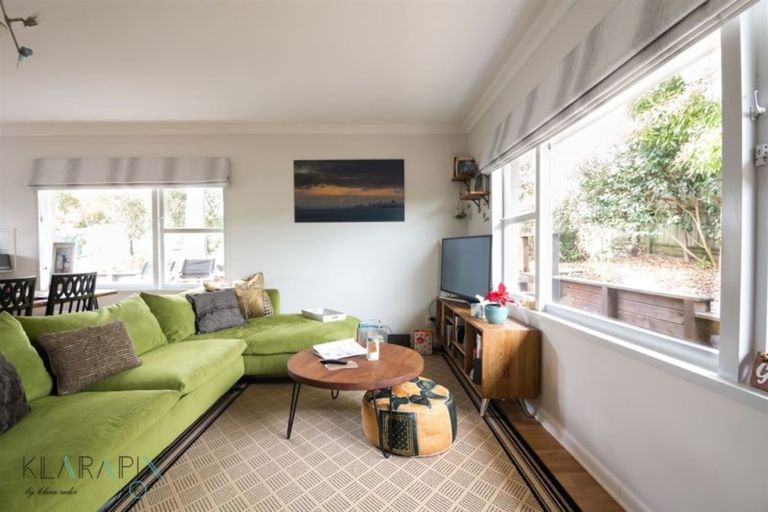 Photo of property in 1/1 Broadview Place, Howick, Auckland, 2014