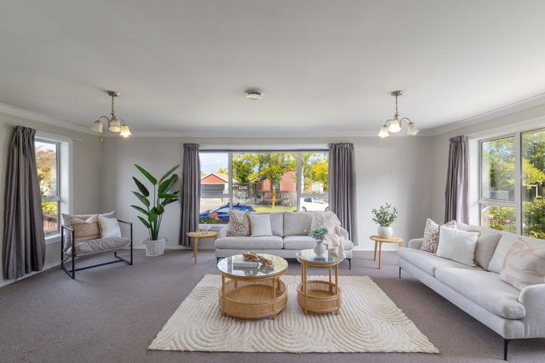 Photo of property in 36 Jenkins Avenue, Redwood, Christchurch, 8051