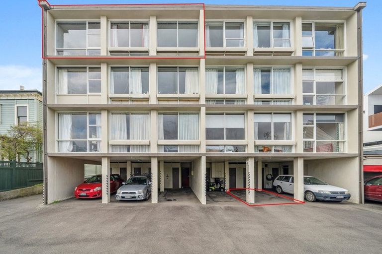 Photo of property in Embassy Court, 72 Brougham Street, Mount Victoria, Wellington, 6011