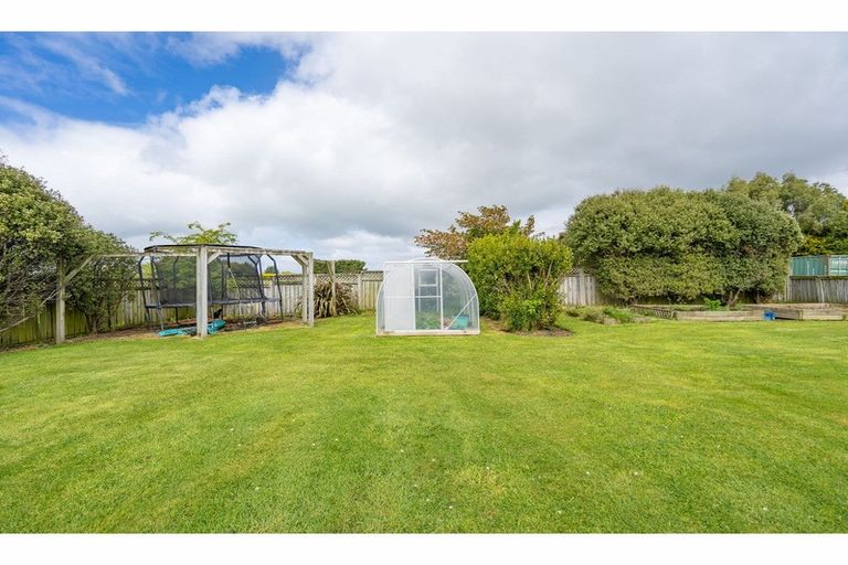 Photo of property in 3 Mckellar Road, Seaward Bush, Invercargill, 9871