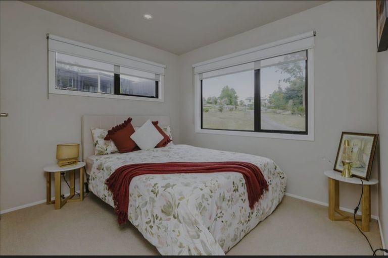 Photo of property in 6 Robins Way, Pokeno, 2471