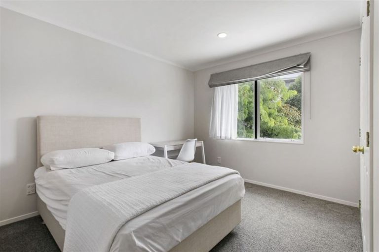 Photo of property in 30 Sturm Avenue, Massey, Auckland, 0614