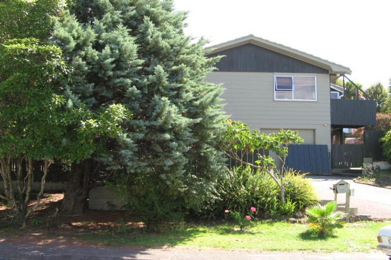 Photo of property in 20 Corric Hill, Torbay, Auckland, 0630