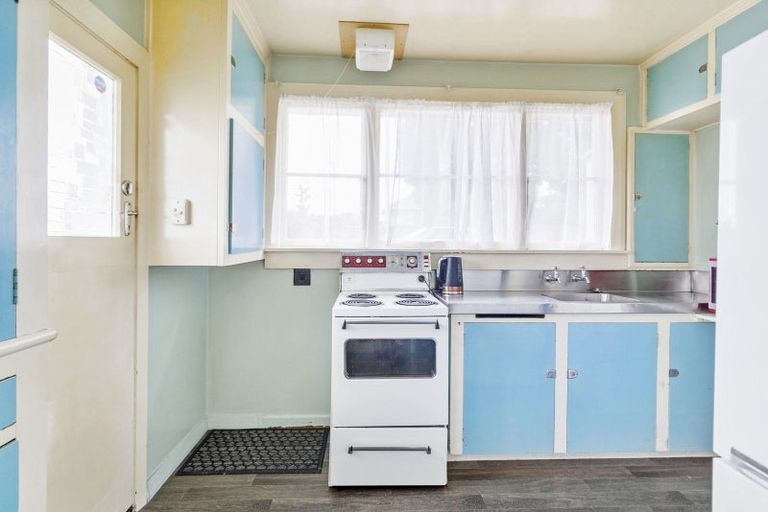 Photo of property in 19 Macdonald Street, Waimataitai, Timaru, 7910