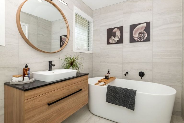 Photo of property in 3/17 Walter Street, Hauraki, Auckland, 0622