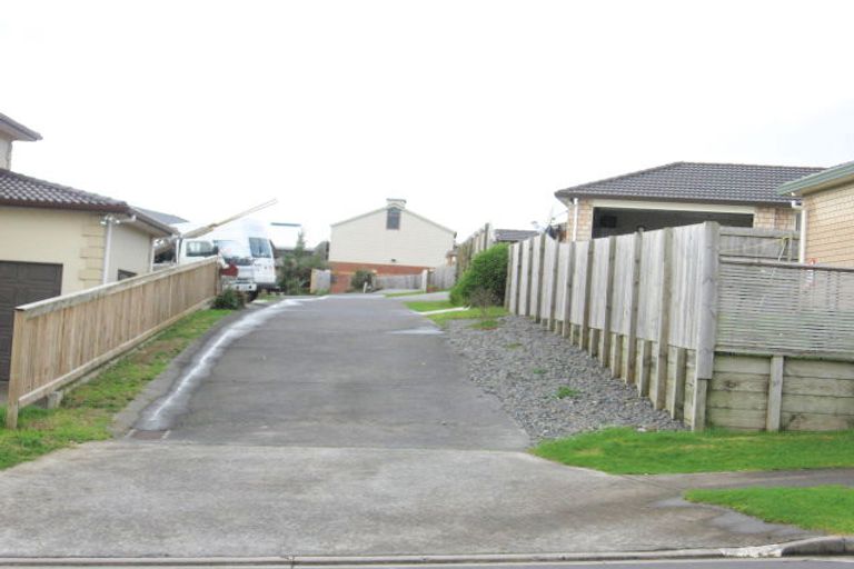 Photo of property in 6 Mt Lebanon Crescent, The Gardens, Auckland, 2105