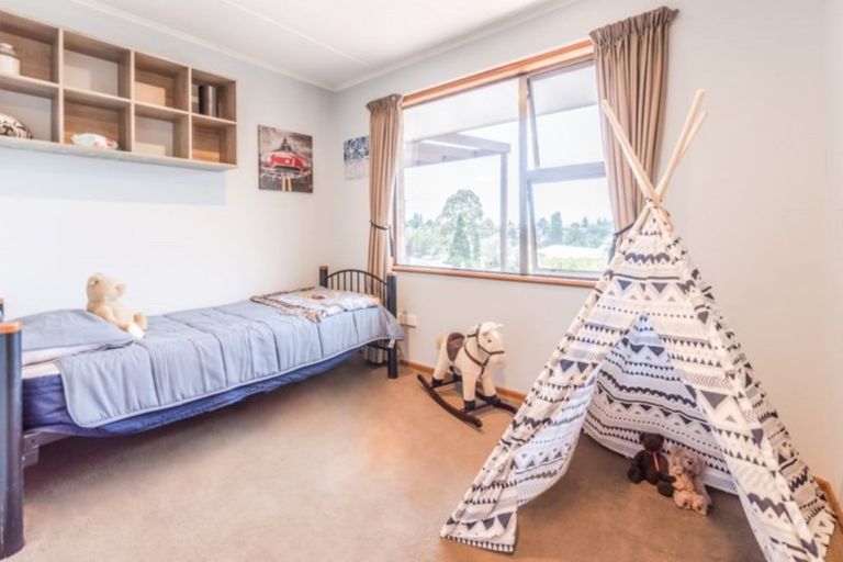 Photo of property in 70a Sutherland Road, Brookfield, Tauranga, 3110