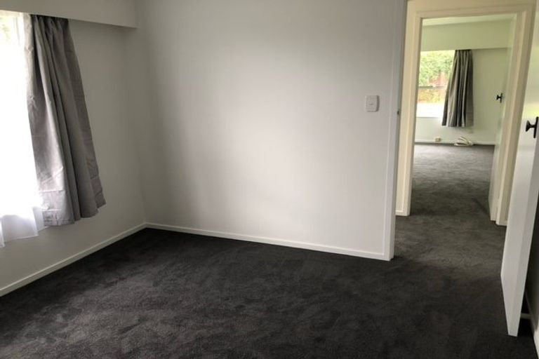 Photo of property in 2/95 Archers Road, Hillcrest, Auckland, 0629