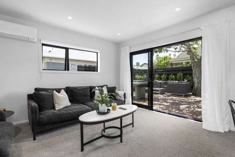 Photo of property in 54a Williams Street, Cambridge, 3434