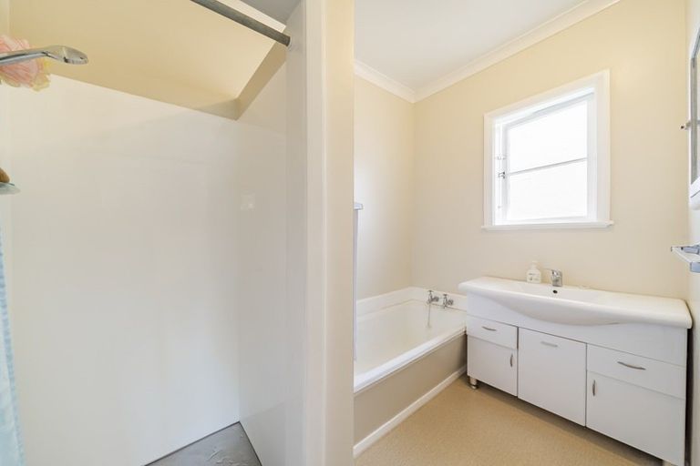 Photo of property in 195a Naenae Road, Naenae, Lower Hutt, 5011