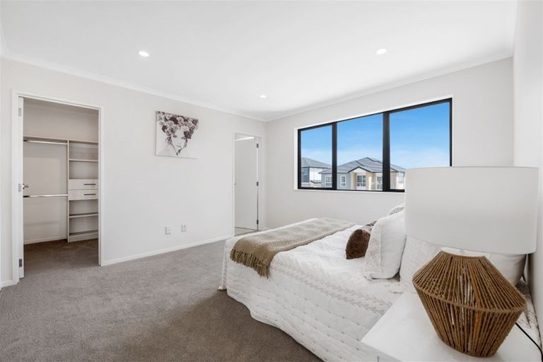 Photo of property in 4 Aklander Rise, Flat Bush, Auckland, 2019